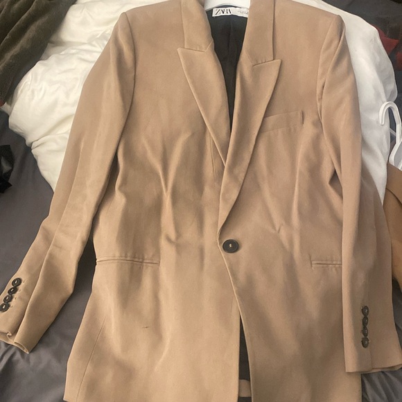 Zara Tan Blazer - Picture 1 of 4